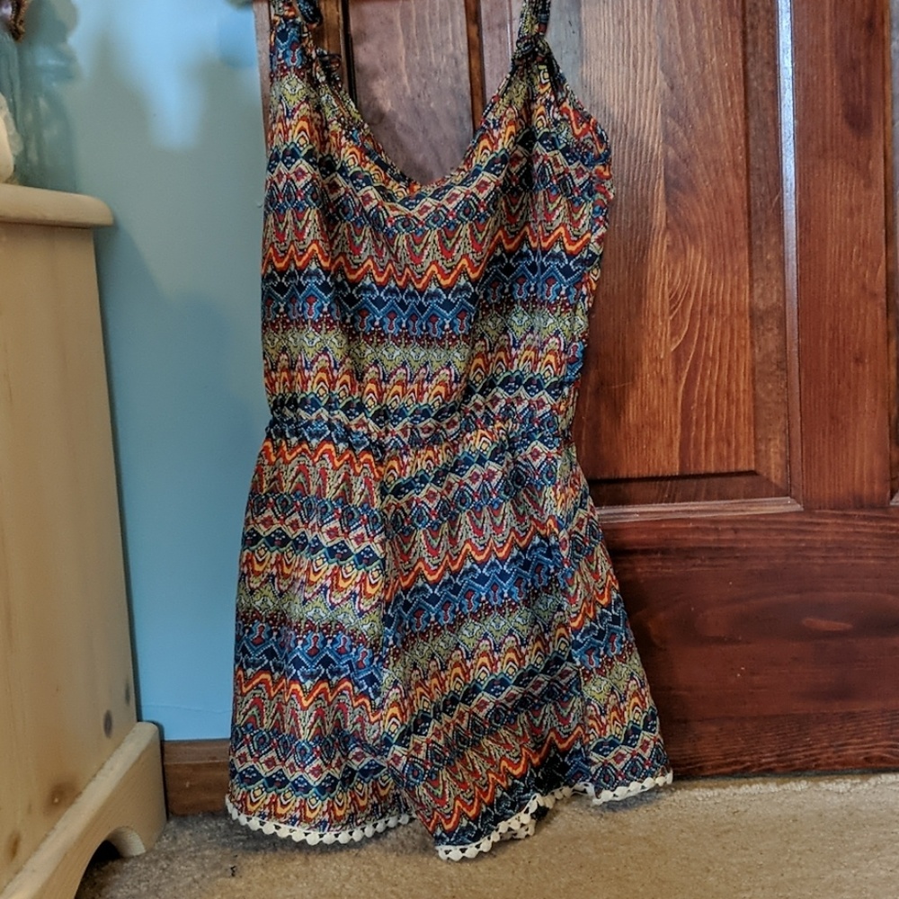 Patterned Summer romper - Picture 2 of 4